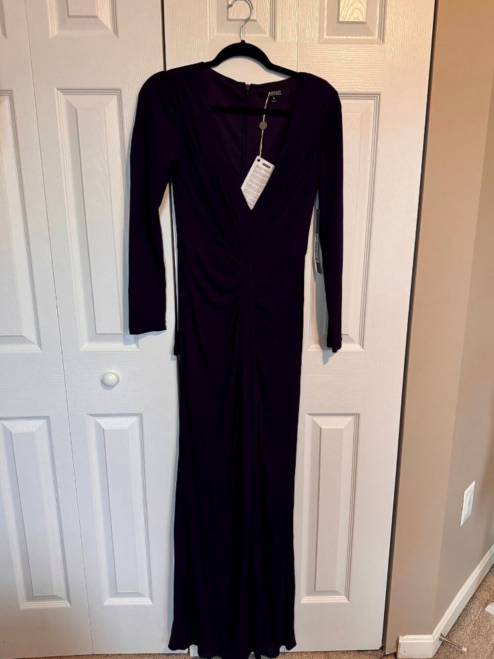 Badgley Mischka Eggplant Ruched Twist Long Sleeve Maxi Gown NWT - Size 0